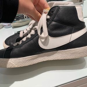 NIKE leather blazer mid hightop sneakers Size 7.5!